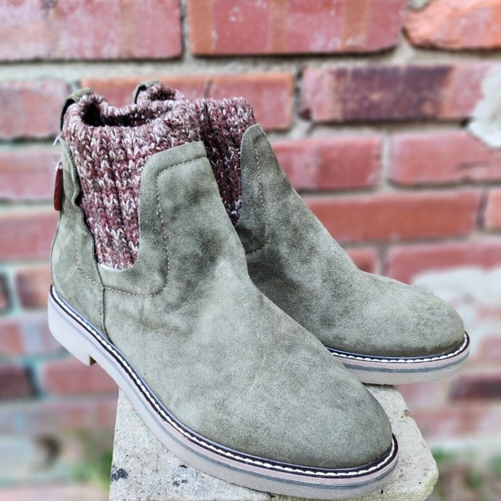 Comfortiva Suede Rawnie Boots Booties NWT